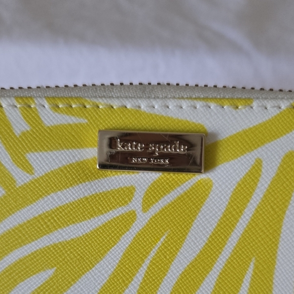 Kate Spade Yellow Leaf Patterned Zip Wallet - Picture 6 of 16